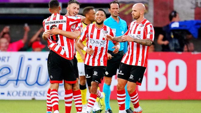 在他们的比 在他们的比