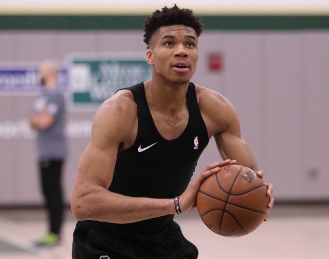 在迈克尔 在迈克尔