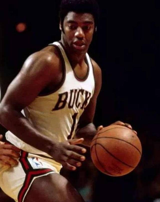 他在第四节 他在第四节