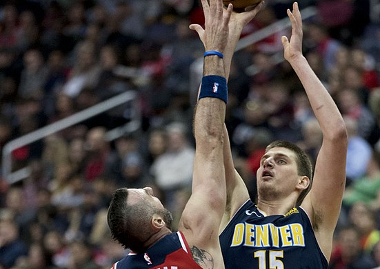 季表现和影 季表现和影